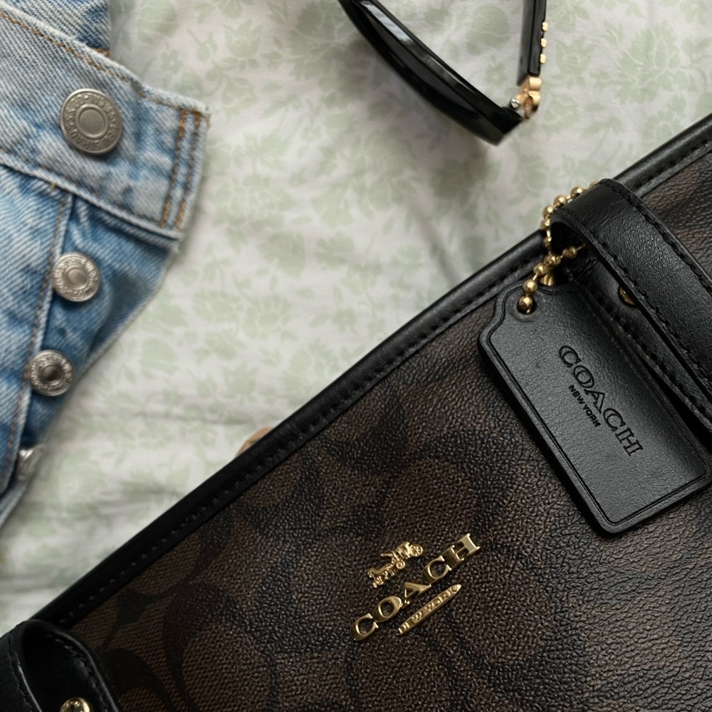 Coach City Zip Tote | Brown & Black Signature Canvas | Leather Trim | GUC